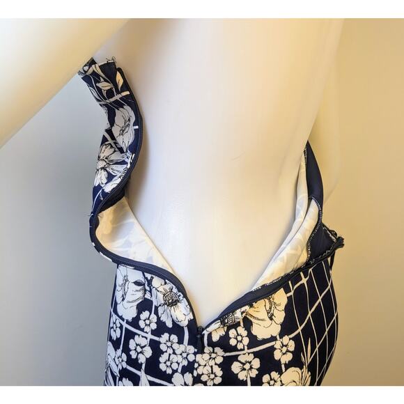 Express Sheath Dress Size 2 Blue White 
Strapless Stretch Large Floral Bodycon - Picture 8 of 10